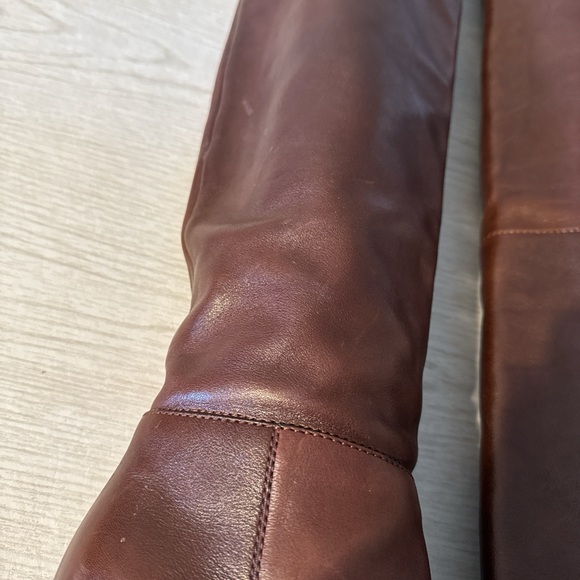 Celine - Picture 5 of 9